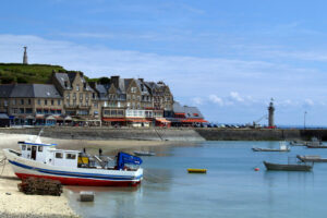 Cancale, port de la Houle, bretagne, cote d'emeraude, saint-malo, baie du mont saint-michel, huitre Cancale, port de la Houle, bretagne, cote d'emeraude, saint-malo, baie du mont saint-michel, huitre